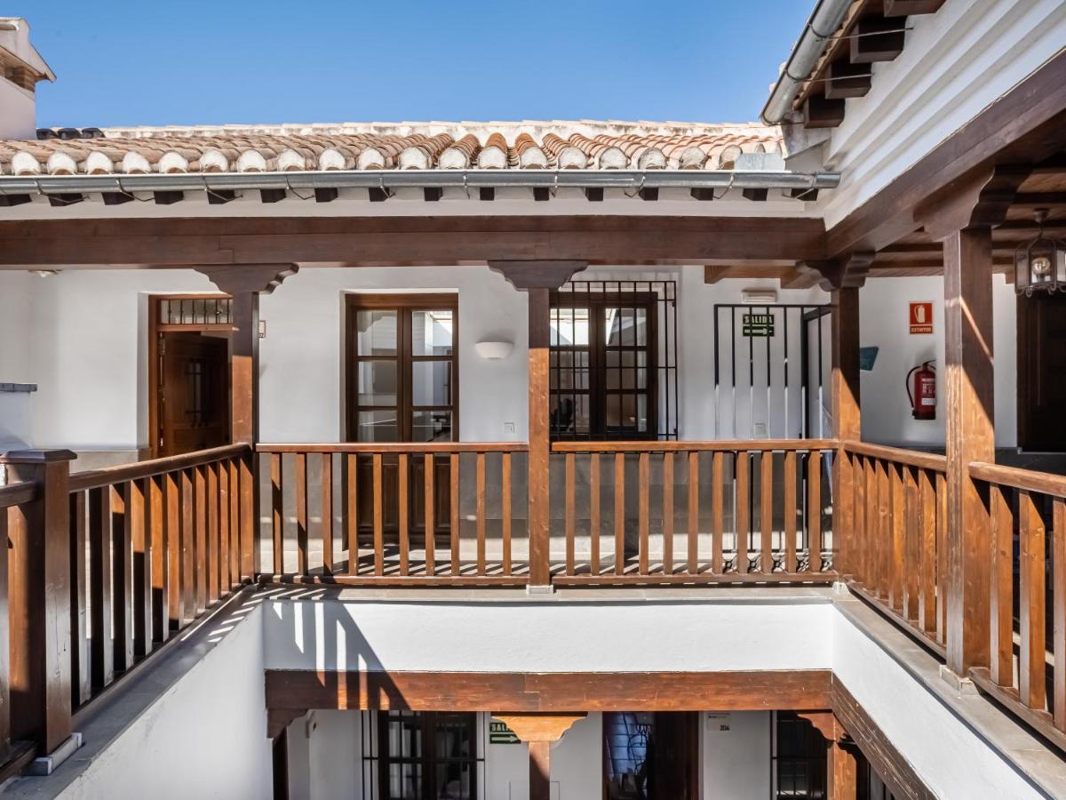 Limehome Granada Calle Santa Ana Exterior foto
