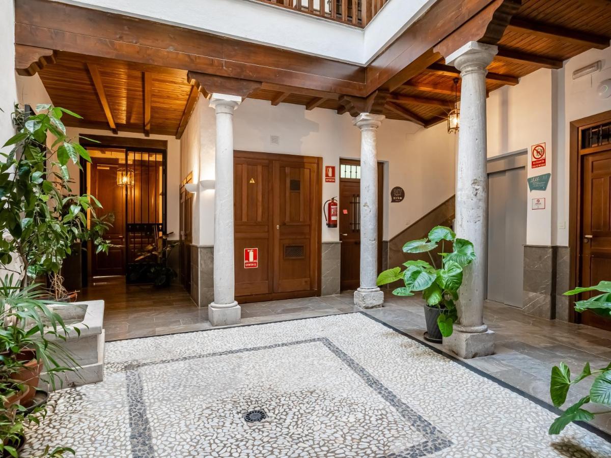 Limehome Granada Calle Santa Ana Exterior foto
